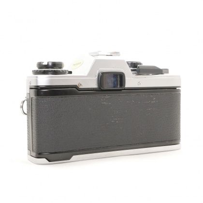 Used Olympus OM10 35mm SLR with 50mm f1.8 lens