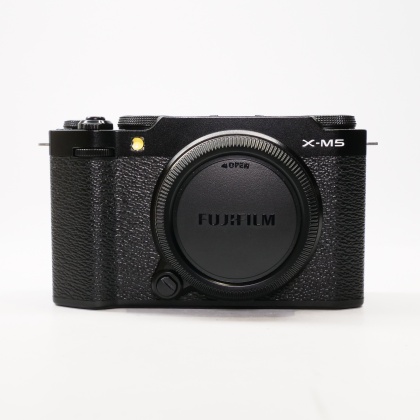 Used Fujifilm X-M5 Mirrorless camera body, Black