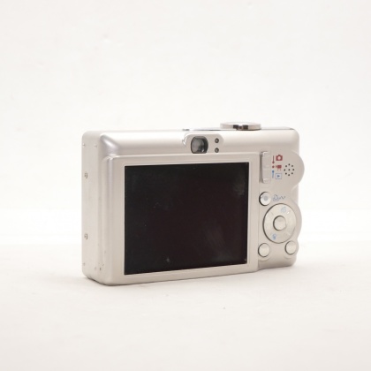 Used Canon IXUS 55 digital compact camera