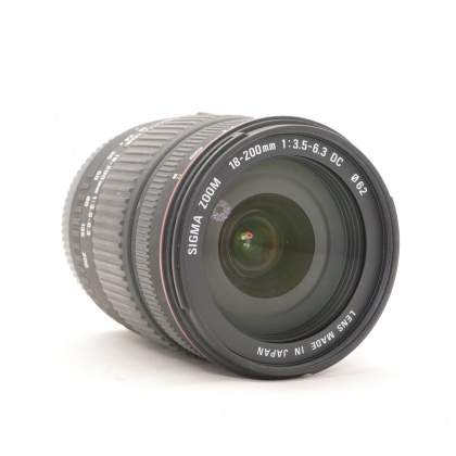 Used Sigma 18-200mm f3.5-6.3 DC lens for Canon EOS