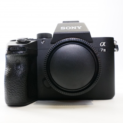 Used Sony Alpha 7 III Mirrorless camera body Used Sony Alpha 7 III Mirrorless camera body