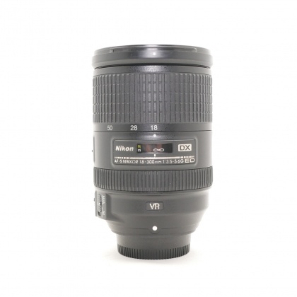 Used Nikon AF-S 18-300mm 3.5-5.6 G ED VR lens Used Nikon AF-S 18-300mm 3.5-5.6 G ED VR lens