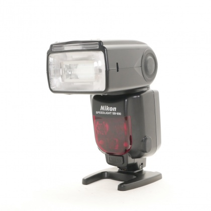 Used Nikon SB-900 Speedlight