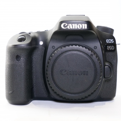 Used Canon EOS 80D DSLR body Used Canon EOS 80D DSLR body