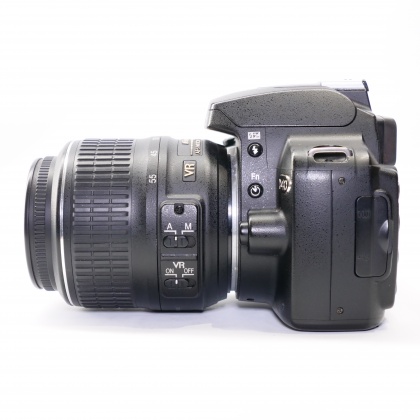 Used Nikon D40 DSLR with 18-55mm lens