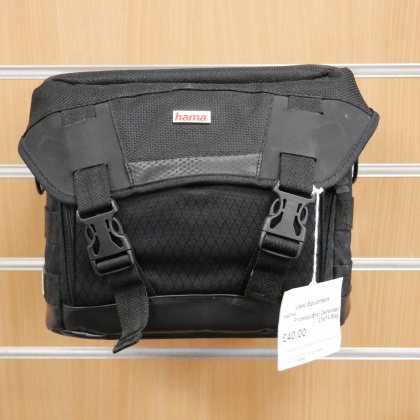 Used Hama Professional Defender 23674 Bag Used Hama Professional Defender 23674 Bag