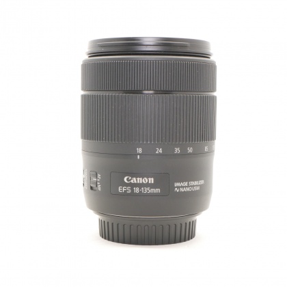 Used Canon EF-S 18-135mm f3.5-5.6 IS USM lens Used Canon EF-S 18-135mm f3.5-5.6 IS USM lens