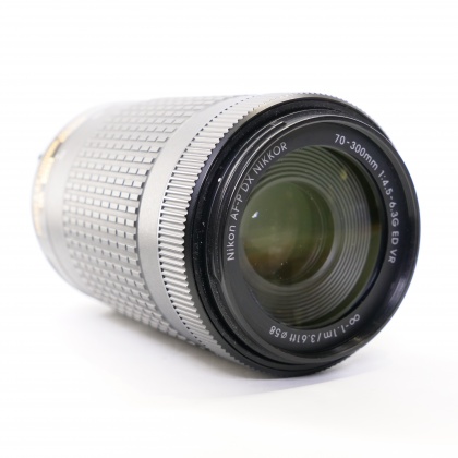 Used Nikon AF-P DX 70-300mm f4.5-6.3 G ED VR lens Used Nikon AF-P DX 70-300mm f4.5-6.3 G ED VR lens