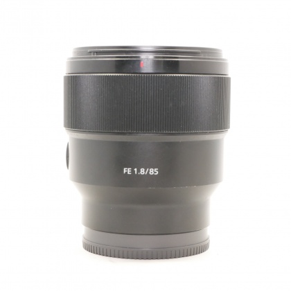 Used Sony FE 85mm f1.8 Telephoto Prime lens Used Sony FE 85mm f1.8 Telephoto Prime lens