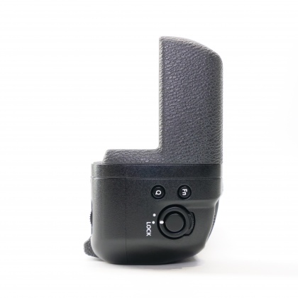 Used Fujifilm VG-XT3 vertical battery grip for X-T3 Used Fujifilm VG-XT3 vertical battery grip for X-T3