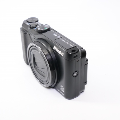 Used Nikon Coolpix P9900 digital compact camera Used Nikon Coolpix P9900 digital compact camera