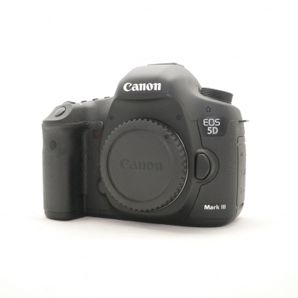 Used Canon EOS 5D Mark III Full frame DSLR body Used Canon EOS 5D Mark III Full frame DSLR body