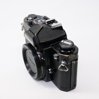 Used Nikon FM 35mm SLR body, black Used Nikon FM 35mm SLR body, black
