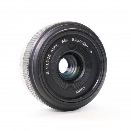 Used Panasonic 20mm f1.7 G lens Used Panasonic 20mm f1.7 G lens