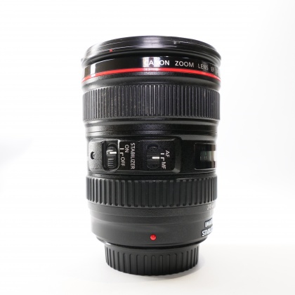Used Canon EF 24-105mm f4L IS USM lens Used Canon EF 24-105mm f4L IS USM lens