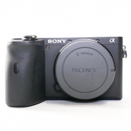 Used Sony Alpha A6600 Mirrorless camera body Used Sony Alpha A6600 Mirrorless camera body