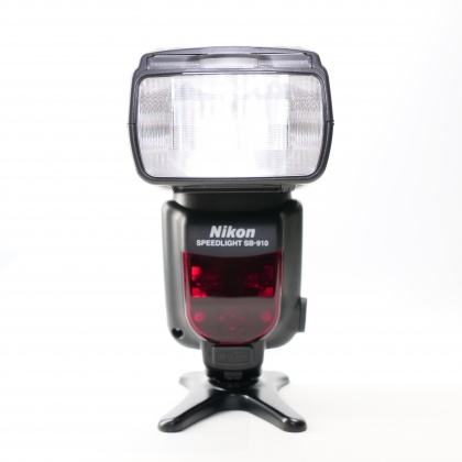 Used Nikon SB-910 Speedlight