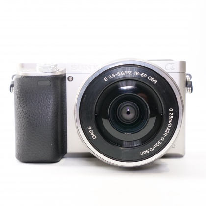 Used Sony A6000 Mirrorless camera with 16-50mm lens