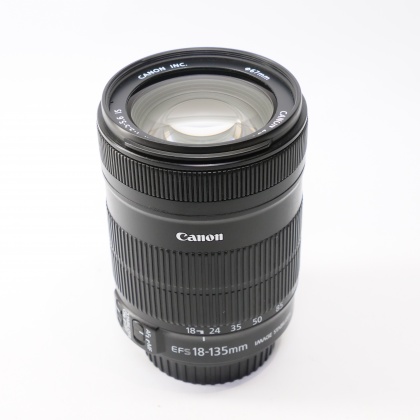 Used Canon EF-S 18-135mm f3.5-5.6 IS lens Used Canon EF-S 18-135mm f3.5-5.6 IS lens