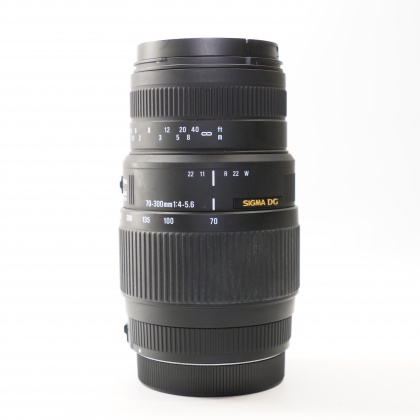 Used Sigma 70-300mm f4-5.6 DG lens for Canon EOS