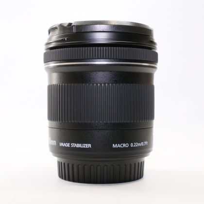 Used Canon EF-S 10-18mm f4.5-5.6 IS STM lens Used Canon EF-S 10-18mm f4.5-5.6 IS STM lens