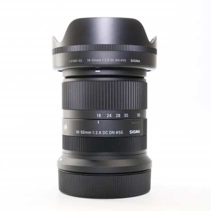 Used Sigma 18-50mm f2.8 DC DN Contemporary lens for Canon EOS RF-S Used Sigma 18-50mm f2.8 DC DN Contemporary lens for Canon EOS RF-S