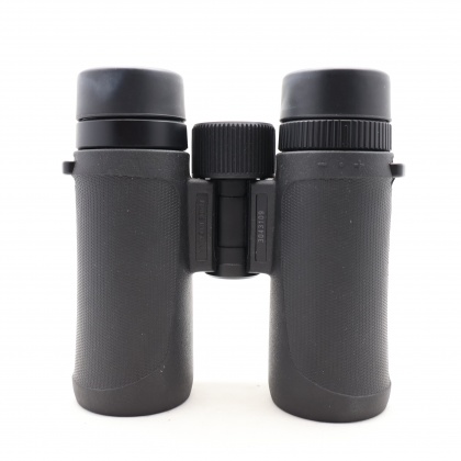 Used Nikon Prostaff 7S 10x30 binoculars Used Nikon Prostaff 7S 10x30 binoculars