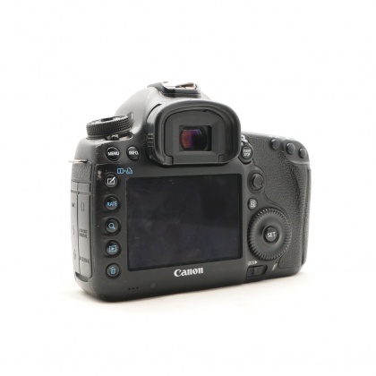 Used Canon EOS 5D Mk III Full-frame DSLR body Used Canon EOS 5D Mk III Full-frame DSLR body