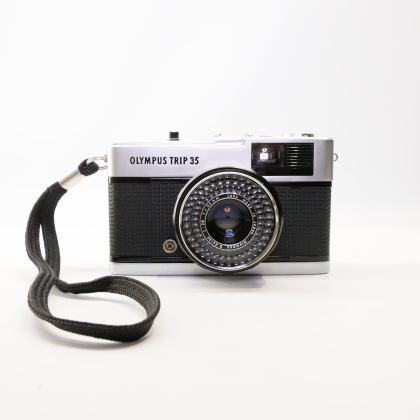 Used Olympus Trip 35 35mm Compact camera Used Olympus Trip 35 35mm Compact camera