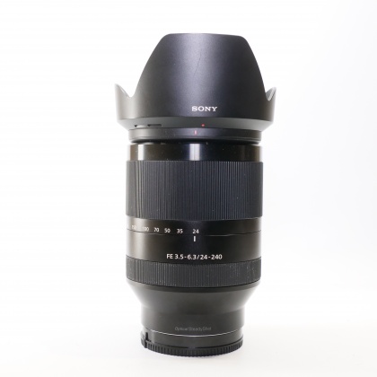 Used Sony FE 24-240mm f3.5-6.3 OSS lens Used Sony FE 24-240mm f3.5-6.3 OSS lens