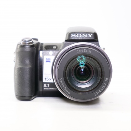 Used Sony Cyber-Shot DSC-H9 bridge camera Used Sony Cyber-Shot DSC-H9 bridge camera