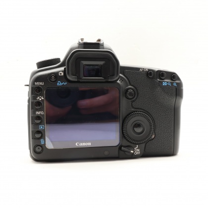 Used Canon EOS 5D Mk II Full-frame DSLR body Used Canon EOS 5D Mk II Full-frame DSLR body