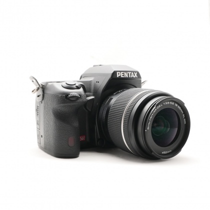 Used Pentax K-5 DSLR with 18-55mm lens Used Pentax K-5 DSLR with 18-55mm lens