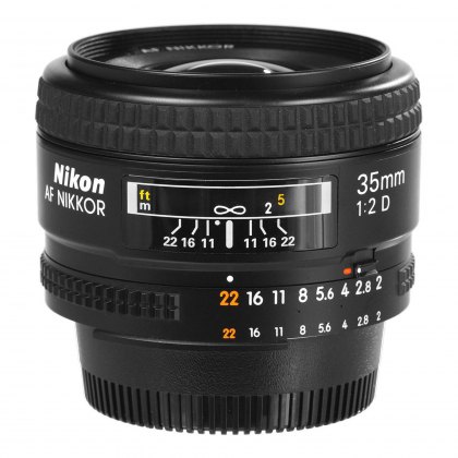 Nikon AF 35mm f2 D