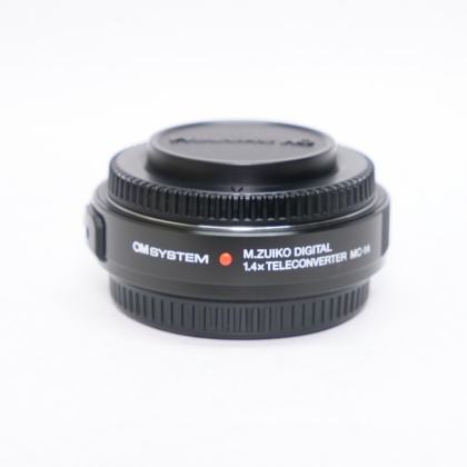 OM System MC 1.4 Teleconverter for 40-150mm 1:2.8 and ED 300mm 1:4 Pro Lenses OM System MC 1.4 Teleconverter for 40-150mm 1:2.8 and ED 300mm 1:4 Pro Lenses