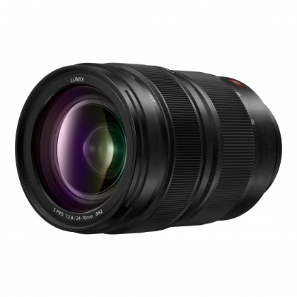Panasonic Lumix S Pro 24-70mm f2.8 L-Mount lens
