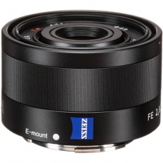 Sony FE 35mm f2.8 Zeiss Sonnar lens