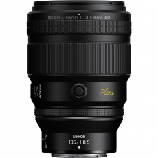 Nikon NIKKOR Z 135mm f1.8 S Plena lens