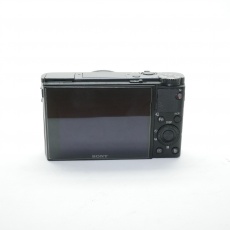 Used Sony Cybershot RX100 Mk VI digital compact camera Used Sony Cybershot RX100 Mk VI digital compact camera