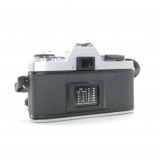 Used Minolta X300 35mm SLR with 50mm f1.7 lens Used Minolta X300 35mm SLR with 50mm f1.7 lens