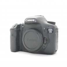 Used Canon EOS 7D DSLR body Used Canon EOS 7D DSLR body