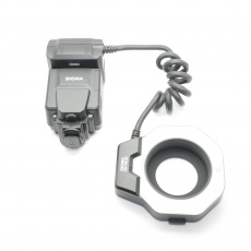 Used Sigma EM-140 Macro Ringflash for Nikon