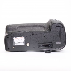 Used Nikon MB-D12 Battery grip for Nikon D800 & D810 Used Nikon MB-D12 Battery grip for Nikon D800 & D810