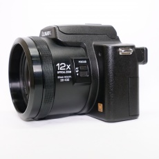 Used Panasonic Lumix FZ20 bridge camera