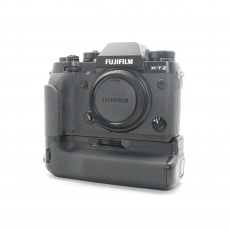 Used Fujifilm X-T2 Mirrorless camera body, black with VG-XT2 Battery Grip