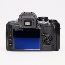 Used Olympus E-420 DSLR camera with 14-42mm lens