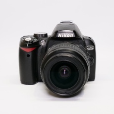 Used Nikon D60 DSLR with 18-55mm lens