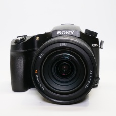 Used Sony RX10 Mk IV bridge camera Used Sony RX10 Mk IV bridge camera