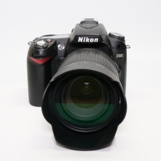 Used Nikon D90 DSLR with 18-105mm lens Used Nikon D90 DSLR with 18-105mm lens