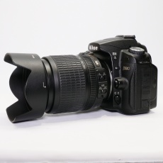 Used Nikon D90 DSLR with 18-105mm lens Used Nikon D90 DSLR with 18-105mm lens